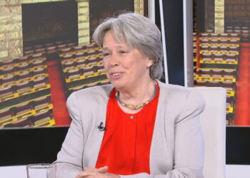 Αθηνά Λινού στο ΕΡΤNews: Μιλάω με όλους, περιμένω να δω τις εξελίξεις – Υπέρ της συνεργασία ΕΛΑΣ με ΠΑΣΟΚ