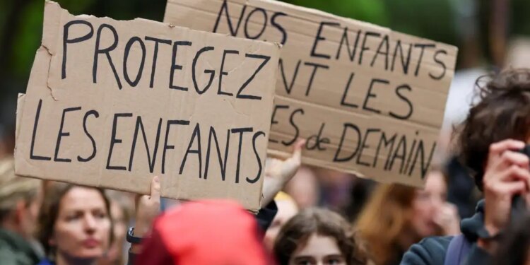 Γαλλία: Σε απομόνωση στη φυλακή ο Ζερόμ Μπαρελά για τη δολοφονία της 11χρονης Lyhanna – Εκτός σχολείου οι κόρες του