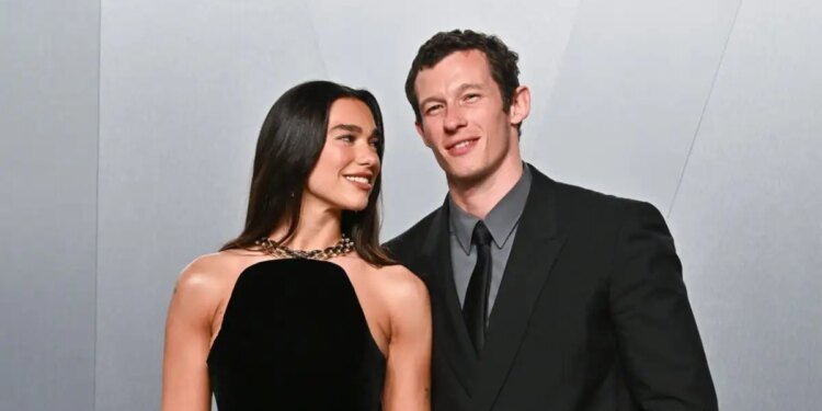 Οργή στο Παλέρμο για το γαμήλιο πάρτι της Dua Lipa: «Η πλατεία μας δεν είναι το σαλόνι σας