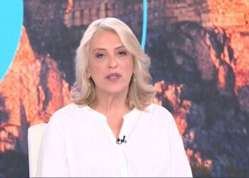 Δούρου στο ΕΡΤnews: Να μην μπαίνει το προσωπικό πάνω από το συλλογικό – Η μεταφορά έδρας είναι παραβίαση της λαϊκής βούλησης
