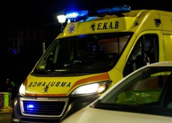 Θανατηφόρο τροχαίο στη Βαρυμπόμπη – Ένας νεκρός μετά από εκτροπή οχήματος