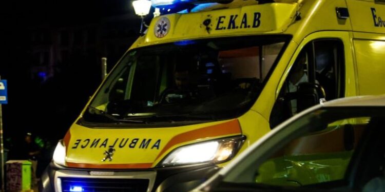 Θανατηφόρο τροχαίο στη Βαρυμπόμπη – Ένας νεκρός μετά από εκτροπή οχήματος