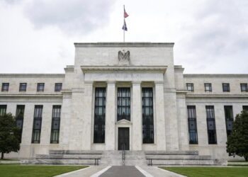 ΗΠΑ: Η Fed διατήρησε αμετάβλητα τα επιτόκια