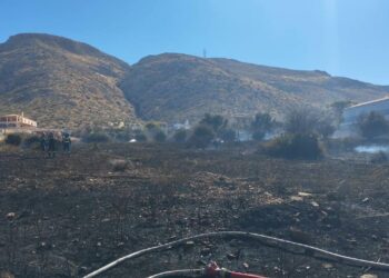 Δύο συλλήψεις και ένα διοικητικό πρόστιμο για παραβάσεις του νόμου περί πυροπροστασίας στην Αττική – 44 αγροτοδασικές πυρκαγιές σε ένα 24ωρο