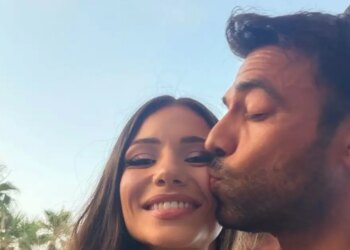 Ο Αντρέας Γεωργίου και η Σιμώνη Χριστοδούλου βάφτισαν την μικρή τους κόρη σε μία πανέμορφη τελετή