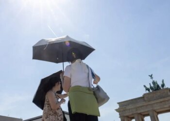 Καύσωνας στη Γερμανία: Δύσκολη η κατάσταση στα νοσοκομεία - «Φέρτε πάγο από το σπίτι»