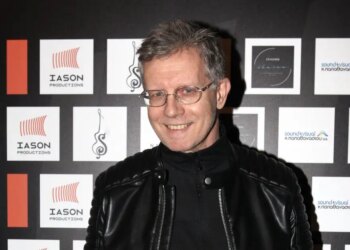 Γιάννης Σαββιδάκης: «Βλέπω πάρα πολλά τραγούδια στα όνειρα μου, μαζί με στίχο»