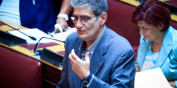 Γιαννούλης στο ΕΡΤnews Radio 105,8: Ο ΣΥΡΙΖΑ πήρε μία γενναία πολιτική απόφαση, η οποία παραμένει ατελής όσο δεν απαντά ο Αλέξης Τσίπρας