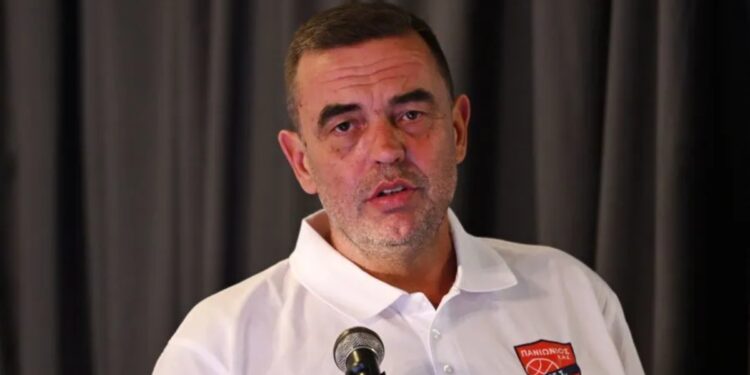 Καραγιάννης: «Θα κάνουμε μια ομάδα αντάξια της ιστορίας του Πανιωνίου, που δεν θα έχει να φοβηθεί κάτι» - www.ertsports.gr