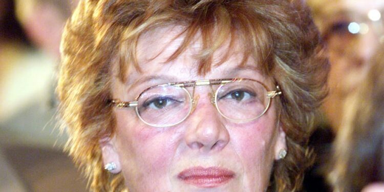 Στο «Αττικόν» με πνευμονολογικό πρόβλημα η Μάρω Κοντού