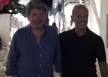 Πέτρος Κωστόπουλος και Γιάννης Λάτσιος σε κοινές διακοπές στη Μύκονο