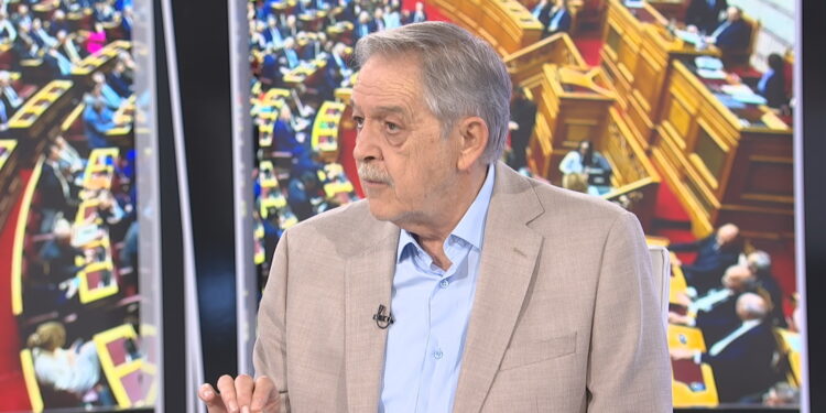 Κουκουλόπουλος στο ΕΡΤnews: Επιπόλαιες και άκαιρες οι συζητήσεις για συνεργασίες – Θετικό ή αρνητικό αποτέλεσμα θα χρεωθεί και θα πιστωθεί στον Ανδρουλάκη