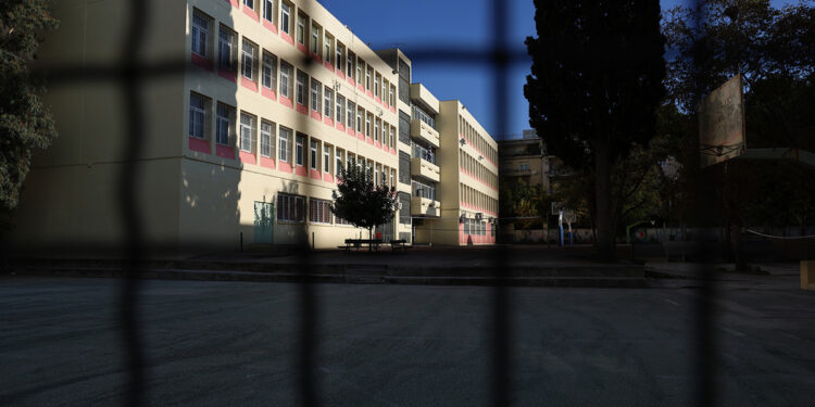 Τέλος τα αλλαντικά και τα αναψυκτικά στα σχολικά κυλικεία – Ριζική ανανέωση των κανόνων υγιεινής