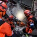 Βενεζουέλα: Μικρά θαύματα στα χαλάσματα από τον διπλό σεισμό - Διασώστες συνεχίζουν να βγάζουν εγκλωβισμένους, συγκλονιστικά βίντεο