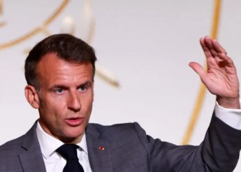 Εμανουέλ Μακρόν: Έφοδος των γαλλικών δυνάμεων σε δεξαμενόπλοιο του ρωσικού «σκιώδους στόλου»