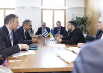 Συνάντηση Μητσοτάκη – Ζελένσκι με φόντο το drone στη Λευκάδα