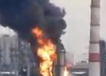 Ουκρανικό drone χτύπησε διυλιστήριο στη Μόσχα – Φωτιά και διακοπή λειτουργίας