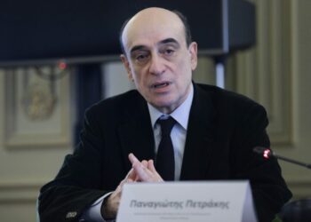 Πετράκης στο ΕΡΤnews Radio 105,8: Από 80 έως 90 δολάρια το πετρέλαιο το 2027 – Στο 3,8% ο πληθωρισμός