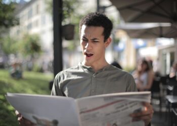Γιατί μας καταβάλλει η συνεχής έκθεση σε κακές ειδήσεις