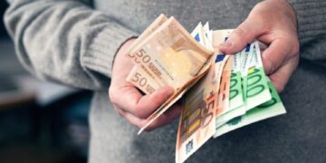 Ο «χάρτης» των πληρωμών από τον e-ΕΦΚΑ και τη ΔΥΠΑ έως τις 19 Ιουνίου