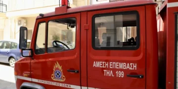 Σειρά κλήσεων στην Πυροσβεστική μετά από μπλακ άουτ στα βόρεια προάστια – Αναφορές για εγκλωβισμένους σε ασανσέρ
