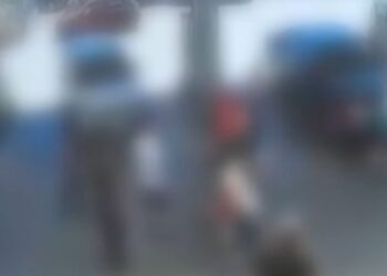 Ραφήνα: Βίντεο ντοκουμέντο από αιματηρή συμπλοκή σε βενζινάδικο – Τρεις τραυματίες, δύο συλλήψεις