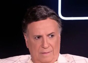 Ο Χάρης Ρώμας για τον πατέρα του: Μου δημιούργησε άγχος αλλά και πείσμα, ήμουν αιώνιος φοιτητής στην Ιατρική