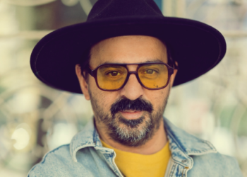 Ο Monsieur Minimal παρουσιάζει τον «Μουσικό Δείπνο» σε Αθήνα, Πάτρα και Θεσσαλονίκη