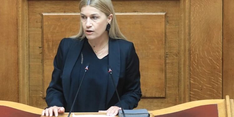 Βολουδάκη στο ΕΡΤnews Radio 105,8: Έτοιμοι να εφαρμόσουμε το αυστηρό πλαίσιο του νέου Ευρωπαϊκού Συμφώνου για τη Μετανάστευση και το Άσυλο