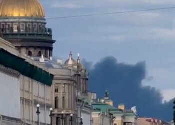 Ρωσία: Ουκρανικό drone χτύπησε διυλιστήριο στην Αγία Πετρούπολη - 11 νεκροί από επίθεση στην Κριμαία