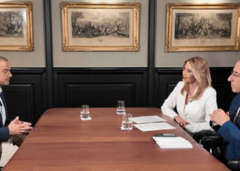 «Πυρά» Σακελλαρίδη κατά Τσίπρα: «Δεν μπορεί να καλύψει το πολιτικό κενό της Αριστεράς»