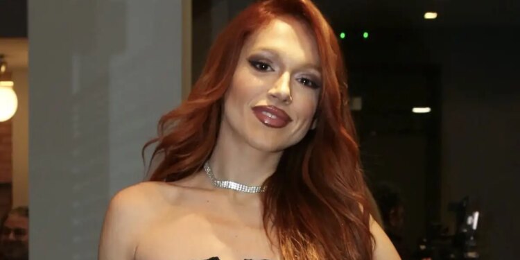 Η Τάνια Μπρεάζου γίνεται το «Gypsy Girl» του φετινού καλοκαιριού