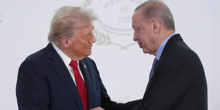Τραμπ για F-35 και κινητήρες στην Τουρκία: «Πιθανότατα θα κάνουμε κάτι» που θα ικανοποιήσει την Άγκυρα