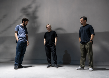 Φεστιβάλ Αθηνών Επιδαύρου: Το Dimitris Tsakas Trio στα μεταμεσονύκτια ΑΦTER της Πειραιώς 260