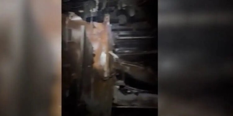 Αποκαλυπτικό βίντεο με τα αποκαΐδια της φωτιάς του Μαρτίου μέσα στο αεροπλανοφόρο USS Gerald R. Ford