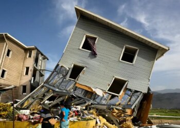 Σεισμοί στη Βενεζουέλα: Πάνω από 100 κτίρια ισοπεδώθηκαν στην Λα Γκουάιρα – Σοκαριστικά εναέρια πλάνα από την πόλη «φάντασμα»