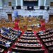 Aυλαία σήμερα στη Βουλή για τη Συνταγματική Αναθεώρηση - Εντάσεις στη συζήτηση