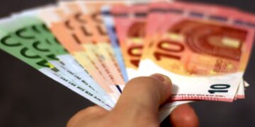 Ρύθμιση χρεών σε 72 δόσεις: Πότε ανοίγει η πλατφόρμα - Η απαραίτητη προϋπόθεση