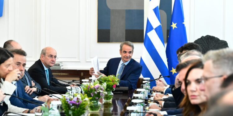 Μητσοτάκης: Προτεραιότητα η μείωση του κόστους ζωής - Θα ανακατανείμουμε τους πόρους σε αυτούς που τους δικαιούνται πραγματικά - ertnews.gr