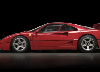 Μια σπάνια Ferrari F40 με 527 ίππους δημοπρατείται