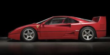 Μια σπάνια Ferrari F40 με 527 ίππους δημοπρατείται