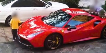 Παιδιά έκαναν… τσουλήθρα σε μια Ferrari αξίας 452.000 ευρώ (+video)