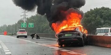 Κινέζος κατασκευαστής χρησιμοποίησε το ατύχημα ενός Tesla για… διαφήμιση