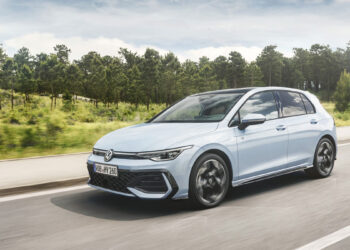 Πόσο πιο ακριβά θα είναι τα Hybrid VW Golf και T-Roc από τα ήπια υβριδικά;