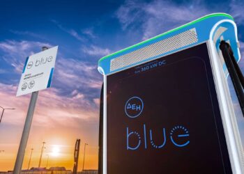 Πέντε χρόνια ΔΕΗ blue: Το μεγαλύτερο δίκτυο δημόσιας φόρτισης στην Ελλάδα που επεκτείνεται δυναμικά στη Νοτιοανατολική Ευρώπη