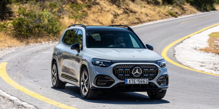 Δοκιμή: Mercedes GLB 350 4MATIC electric 354 PS