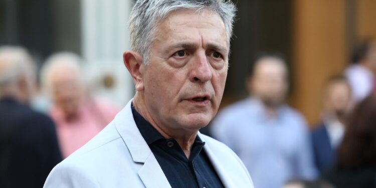 ΠΑΣΟΚ: Εξαιρετικά σοβαρό γεγονός, οι αποκαλύψεις για την παρακολούθηση του δημοσιογράφου Στέλιου Κούλογλου - ertnews.gr