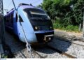 Διακοπή δρομολογίων του προαστιακού μεταξύ Άνω Λιοσίων και Ασπροπύργου λόγω φωτιάς δίπλα στη σιδηροδρομική γραμμή - ertnews.gr