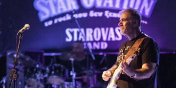 Το Rock που δεν ξεχάσαμε: Ο Δημήτρης Σταρόβας με τους Starovas Band στο Φεστιβάλ Γλυφάδας