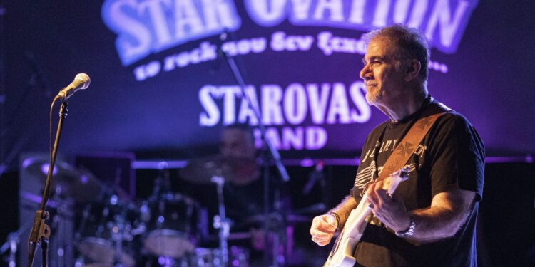 Το Rock που δεν ξεχάσαμε: Ο Δημήτρης Σταρόβας με τους Starovas Band στο Φεστιβάλ Γλυφάδας